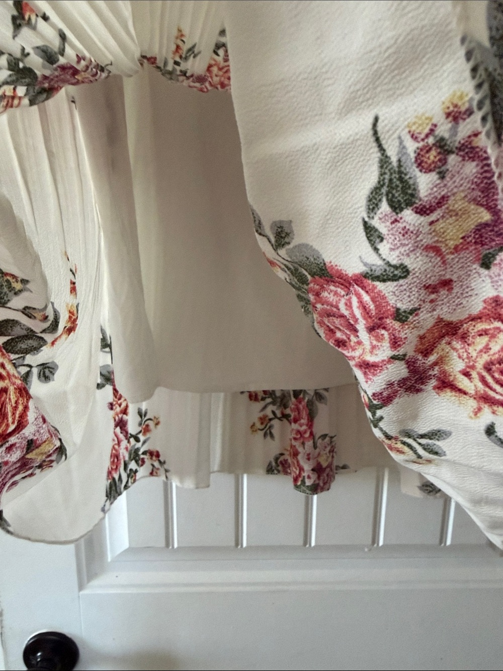 Floral White Pleated Midi Skirt with Pink Rose Print - Picture 2 of 6
